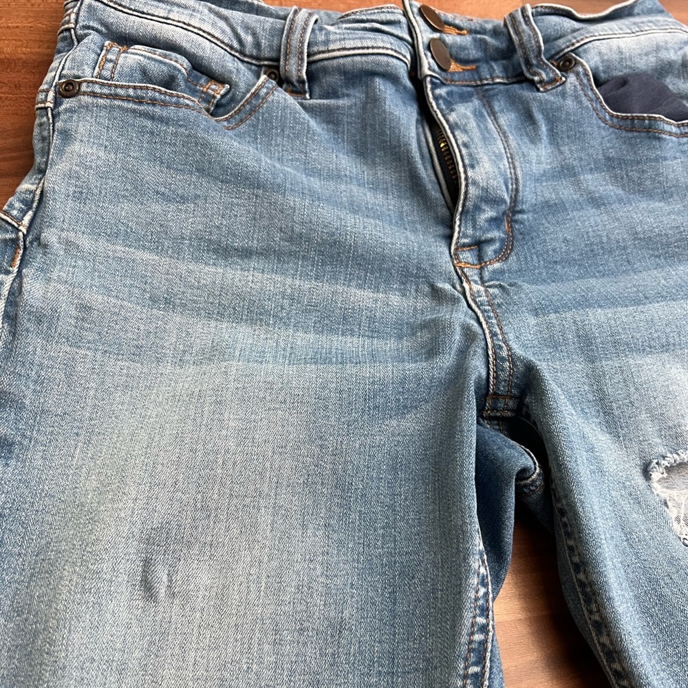 Woman’s NY & Company Jeans 👖 - Picture 4 of 11